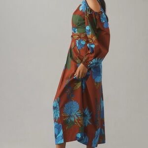 Farm Rio x Anthropologie Long-Sleeve V-Neck
Midi Dress US Size: Medium